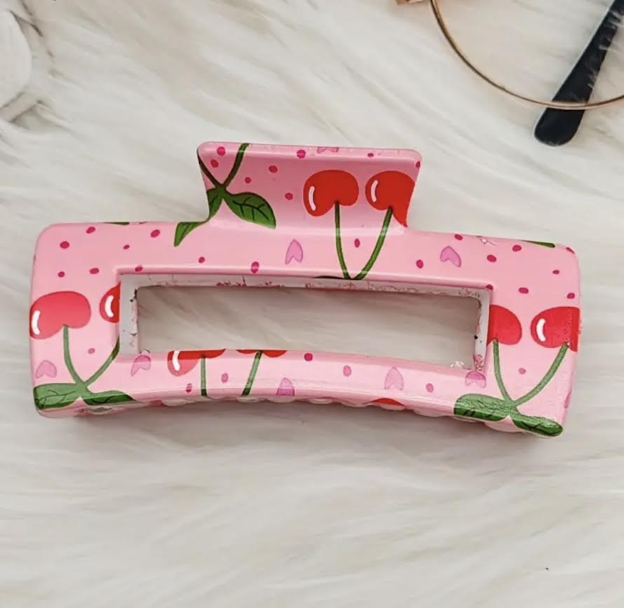 Cherry Clip