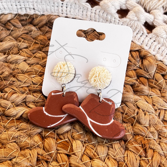 Cowgirl Hat with Pomp Pomp Dangle