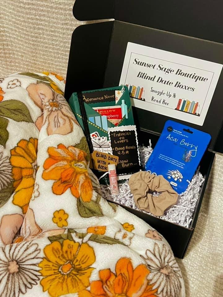 Snuggle Up & Read Box