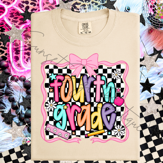 Teacher Pink Groovy Fourth Grade